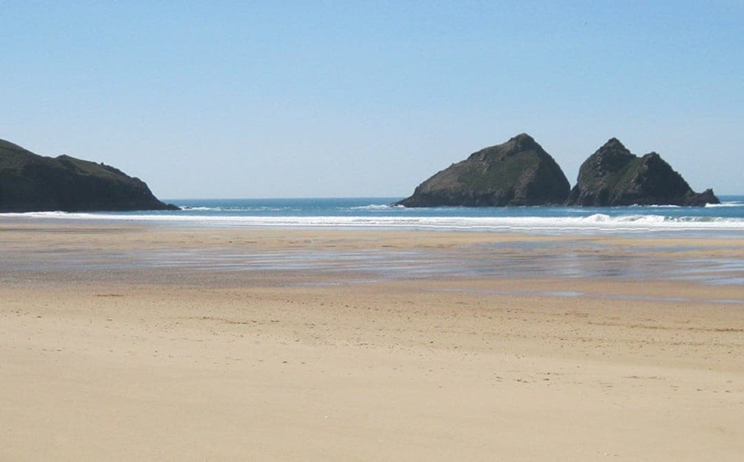 Holywell Bay